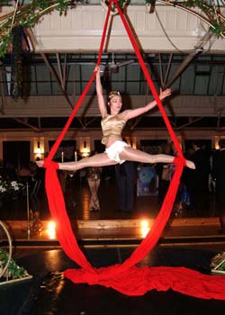 Emily from urbanangelscircus.com